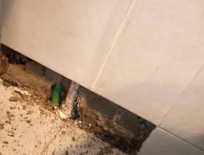 托克托楼顶漏水维修公司分享下修复水管漏水的几种小方法